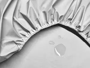 Ūdensnecaurlaidīgs palags ar gumiju